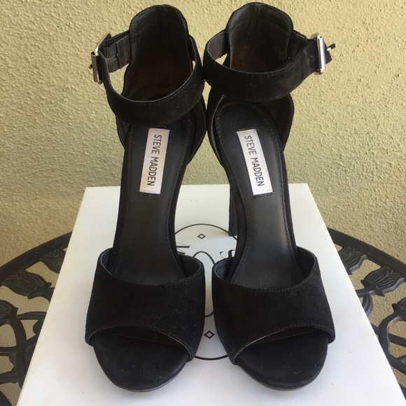 Steve Madden Mogull Sandals - Picture 2 of 4